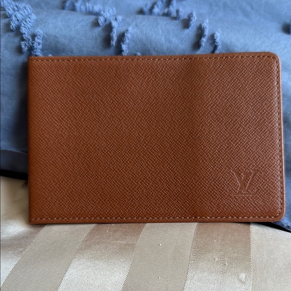 Louis Vuitton Brown Leather Wallet - Picture 1 of 12